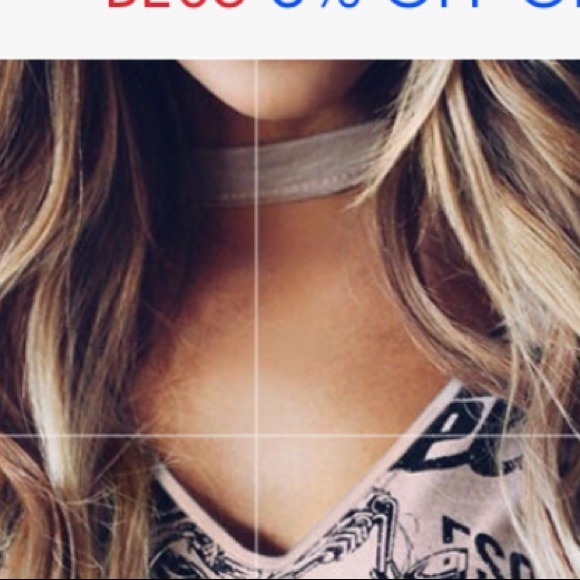 MOTO V NECK GRAPHIC TEE.NWT - Picture 3 of 5